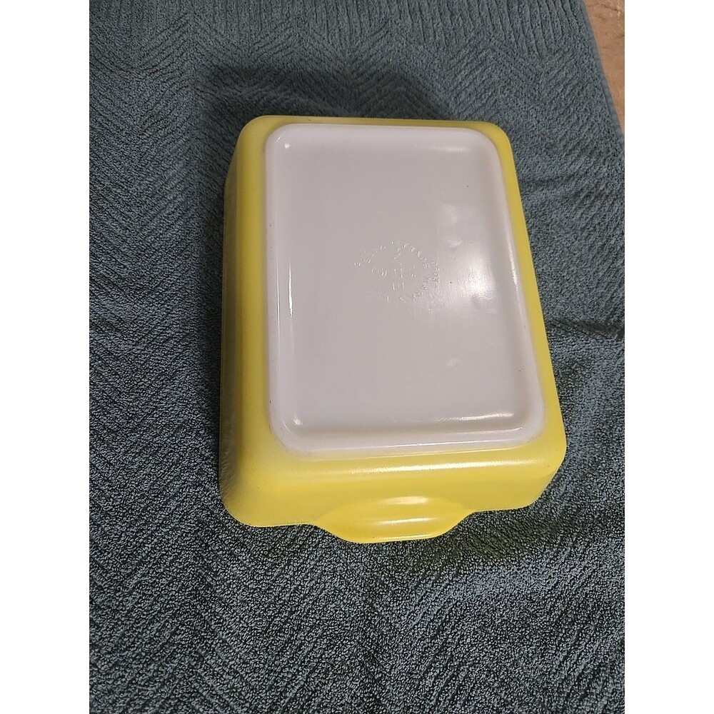 VTG Pyrex 503-B Yellow 1-1/2 Qt Rectangular Casserole Baking Dish No Lid A-46
